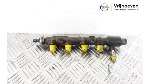 Used Fuel injector nozzle Opel Crossland/Crossland X 1.5 CDTI 100 Price € 70,00 Margin scheme offered by Autodemontage Vrijhoeven B.V.
