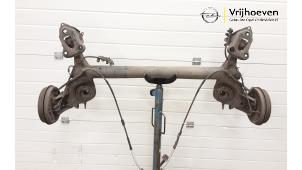 Usagé Arbre entraînement roue avant Opel Corsa D 1.2 16V Prix € 50,00 Règlement à la marge proposé par Autodemontage Vrijhoeven B.V.