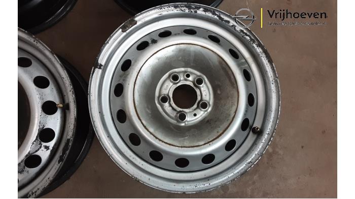 Set of wheels from a Opel Combo 1.3 CDTI 16V ecoFlex 2016