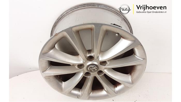 Wheel from a Opel Zafira Tourer (P12) 2.0 CDTI 16V 130 Ecotec 2012