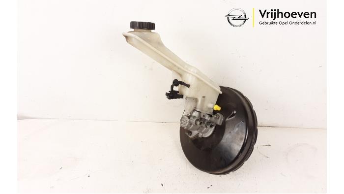 Usagé Servo frein Opel Karl 1.0 12V Prix € 100,00 Règlement à la marge proposé par Autodemontage Vrijhoeven B.V.
