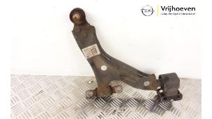 Usagé Bras de suspension avant droit Opel Karl 1.0 12V Prix € 50,00 Règlement à la marge proposé par Autodemontage Vrijhoeven B.V.