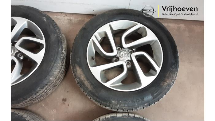 Set of wheels + tyres Opel Crossland/Crossland X 1.2 Turbo 12V
