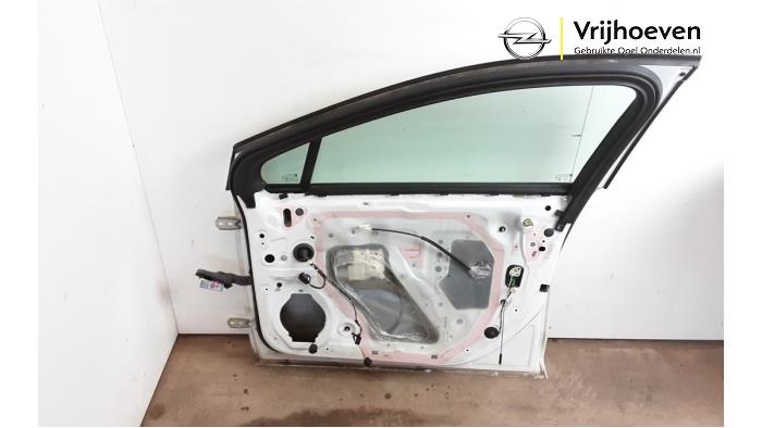Drzwi prawe przednie wersja 4-drzwiowa z Opel Astra K 1.0 SIDI Turbo 12V 2018