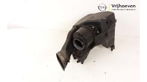 Używane Obudowa filtra powietrza Opel Astra K 1.0 SIDI Turbo 12V Cena € 60,00 Procedura marży oferowane przez Autodemontage Vrijhoeven B.V.