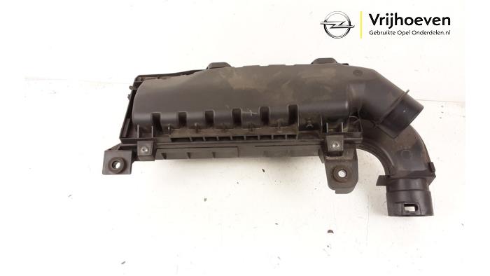 Begagnade Luftfilterhus Opel Crossland (X) 1.2 Turbo 12V Euro 6d-temp Pris € 50,00 Marginaltabell erbjuds av Autodemontage Vrijhoeven B.V.