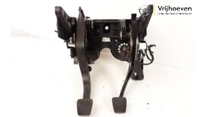 Used Set of pedals Opel Astra K Sports Tourer 1.2 Turbo 12V Price € 150,00 Inclusive VAT offered by Autodemontage Vrijhoeven B.V.