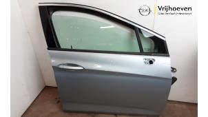Używane Drzwi prawe przednie wersja 4-drzwiowa Opel Astra K Sports Tourer 1.6 CDTI 136 16V Cena € 700,00 Procedura marży oferowane przez Autodemontage Vrijhoeven B.V.
