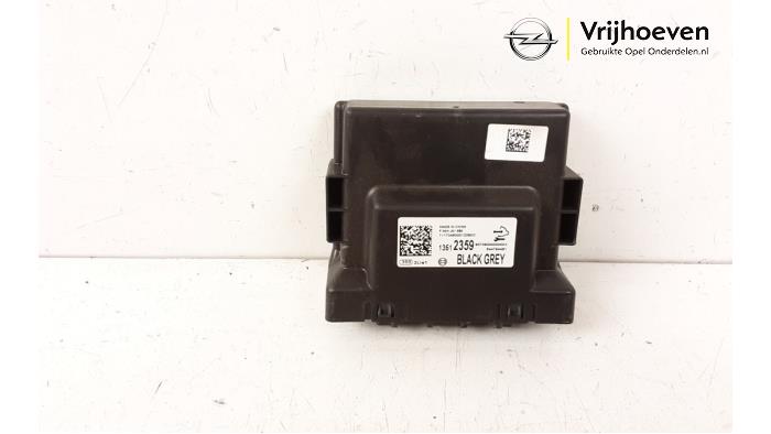 Używane Modul gateway Opel Karl 1.0 12V Cena € 15,00 Procedura marży oferowane przez Autodemontage Vrijhoeven B.V.