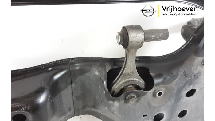 Subframe from a Opel Combo 1.3 CDTI 16V ecoFlex 2016