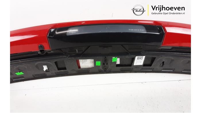 Spoiler tailgate from a Opel Astra K 1.6 CDTI 136 16V 2016