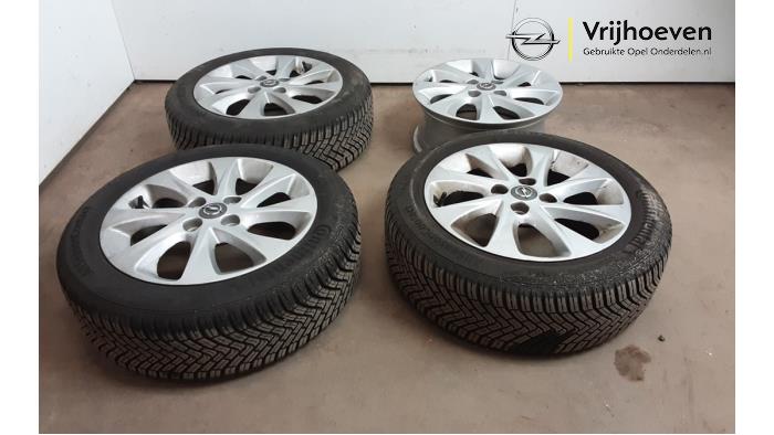 Set of wheels + tyres Opel Karl 1.0 12V - 95192367 Alloy GM