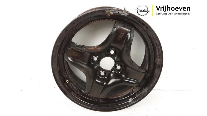 Wheel from a Opel Karl 1.0 12V 2016