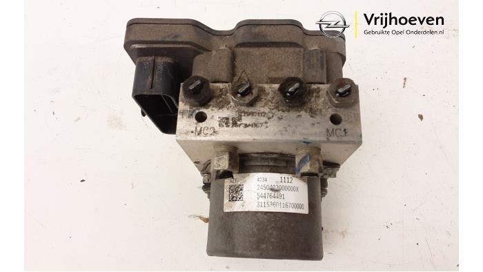 Begagnade ABS-pump Opel Karl 1.0 12V Pris € 70,00 Marginaltabell erbjuds av Autodemontage Vrijhoeven B.V.