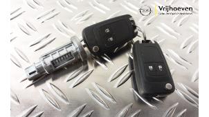 Used Ignition lock + key Opel Karl 1.0 12V Price € 70,00 Margin scheme offered by Autodemontage Vrijhoeven B.V.