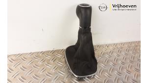 Used Gear stick knob Opel Corsa E 1.4 16V Price € 50,00 Margin scheme offered by Autodemontage Vrijhoeven B.V.