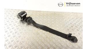 Used Rear seatbelt, right Opel Zafira (M75) 1.9 CDTI 16V Price € 20,00 Margin scheme offered by Autodemontage Vrijhoeven B.V.