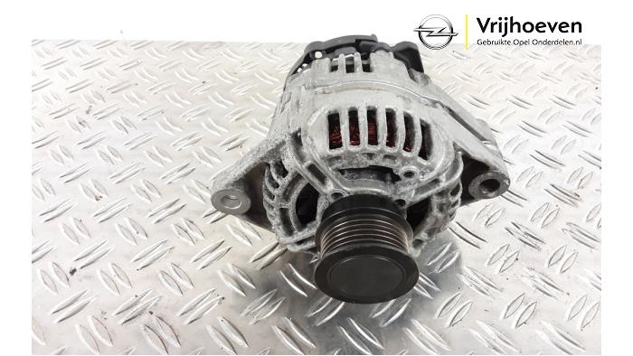 Usagé Dynamo Opel Zafira (M75) 1.9 CDTI 16V Prix € 150,00 Règlement à la marge proposé par Autodemontage Vrijhoeven B.V.
