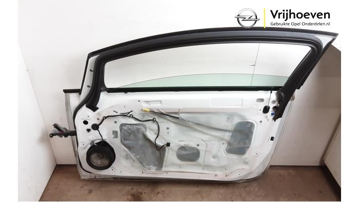 Drzwi prawe wersja 2-drzwiowa z Opel Astra J GTC (PD2/PF2) 1.4 Turbo 16V ecoFLEX 120 2013
