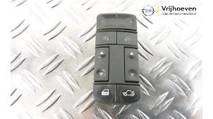 Used Multi-functional window switch Opel Vectra C 1.8 16V Price € 50,00 Margin scheme offered by Autodemontage Vrijhoeven B.V.