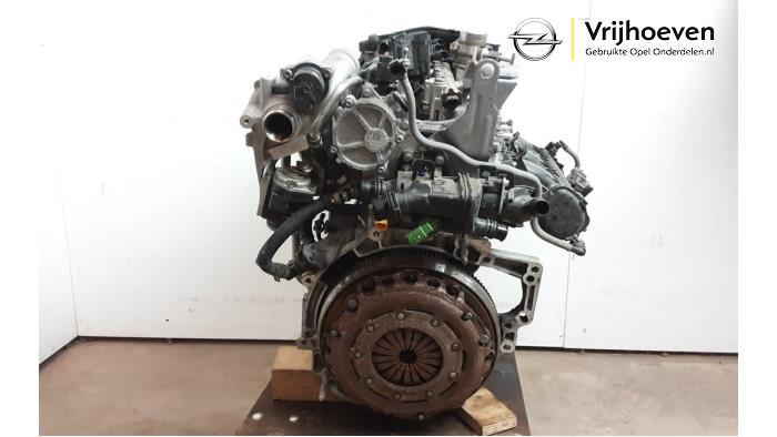 Engine from a Opel Crossland/Crossland X 1.2 Turbo 12V 2020