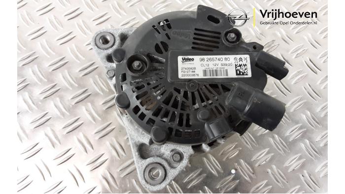 Dynamo van een Opel Crossland (X) 1.2 Turbo 12V 2020