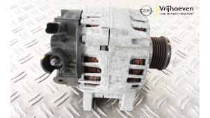 Dynamo van een Opel Crossland (X) 1.2 Turbo 12V 2020