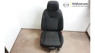 Używane Fotel prawy Opel Astra K Sports Tourer 1.6 CDTI 110 16V Cena € 150,00 Procedura marży oferowane przez Autodemontage Vrijhoeven B.V.