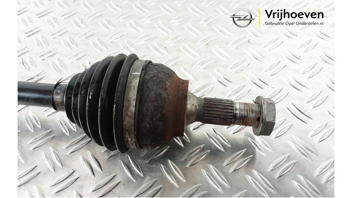 Front drive shaft, right from a Opel Crossland/Crossland X 1.2 Turbo 12V 2020