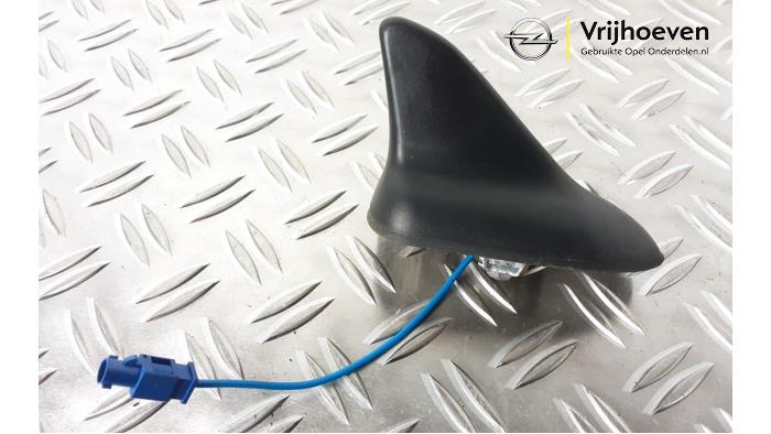 Używane Antena Opel Astra J (PC6/PD6/PE6/PF6) 1.6 Turbo 16V Cena € 20,00 Procedura marży oferowane przez Autodemontage Vrijhoeven B.V.