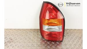 Gebrauchte Rücklicht links Opel Zafira (F75) 1.6 16V Preis € 20,00 Margenregelung angeboten von Autodemontage Vrijhoeven B.V.
