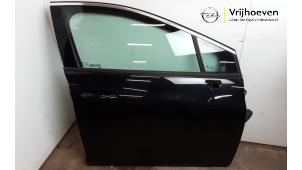 Używane Drzwi prawe przednie wersja 4-drzwiowa Opel Astra K 1.6 CDTI 110 16V Cena € 500,00 Procedura marży oferowane przez Autodemontage Vrijhoeven B.V.