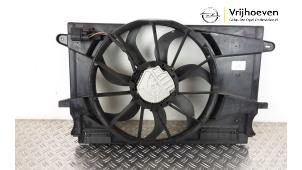 Usagé Boîtier ventilateur Opel Astra K 1.6 CDTI 110 16V Prix € 75,00 Règlement à la marge proposé par Autodemontage Vrijhoeven B.V.