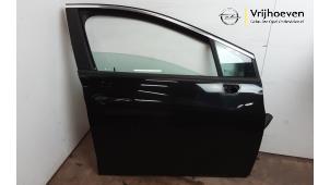 Używane Drzwi prawe przednie wersja 4-drzwiowa Opel Astra K 1.6 CDTI 136 16V Cena € 550,00 Procedura marży oferowane przez Autodemontage Vrijhoeven B.V.