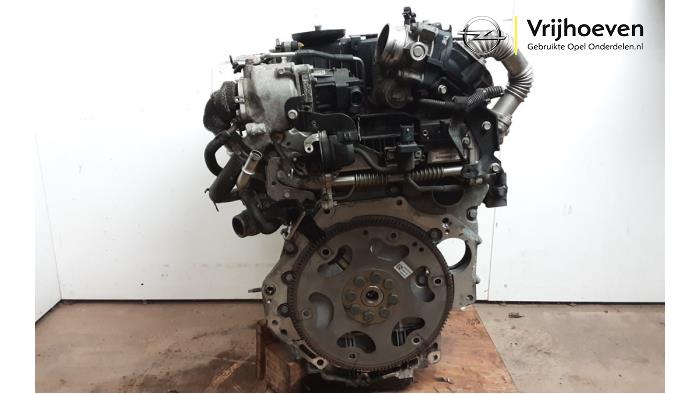 Engine from a Opel Astra K 1.6 CDTI 136 16V 2017