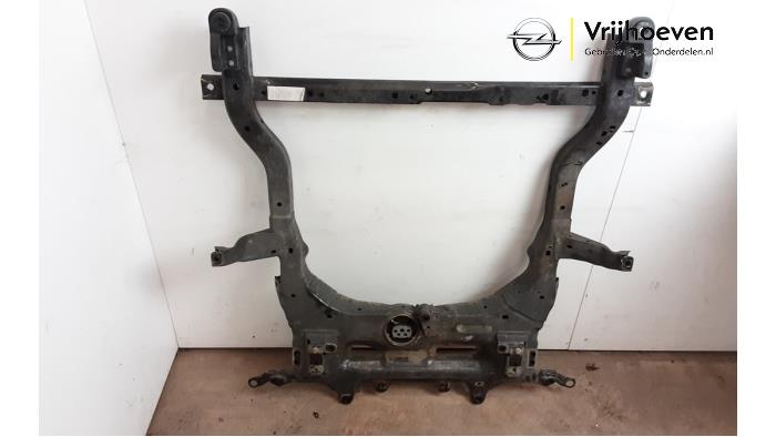 Usados Subchasis Opel Astra K Sports Tourer 1.4 Turbo 12V Precio € 200,00 Norma de margen ofrecido por Autodemontage Vrijhoeven B.V.