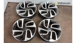 Used Set of wheels Opel Crossland/Crossland X 1.2 12V Price € 250,00 Margin scheme offered by Autodemontage Vrijhoeven B.V.