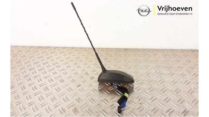 Używane Antena Opel Astra K Sports Tourer 1.4 Turbo 12V Cena € 50,00 Procedura marży oferowane przez Autodemontage Vrijhoeven B.V.