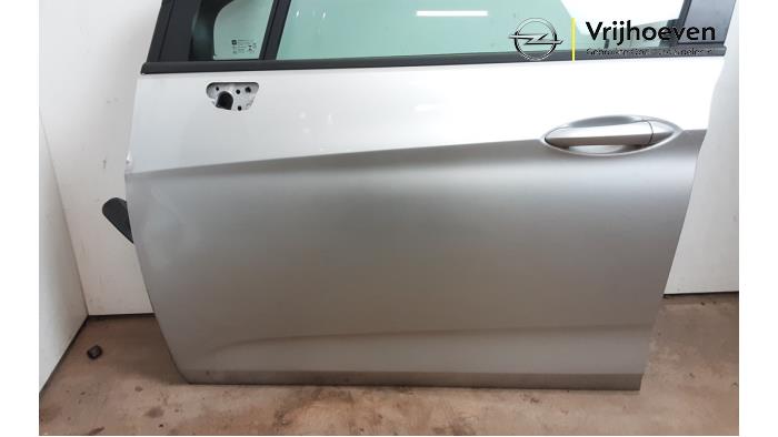 Portière 4portes avant gauche d'un Opel Astra K Sports Tourer 1.4 Turbo 12V 2019