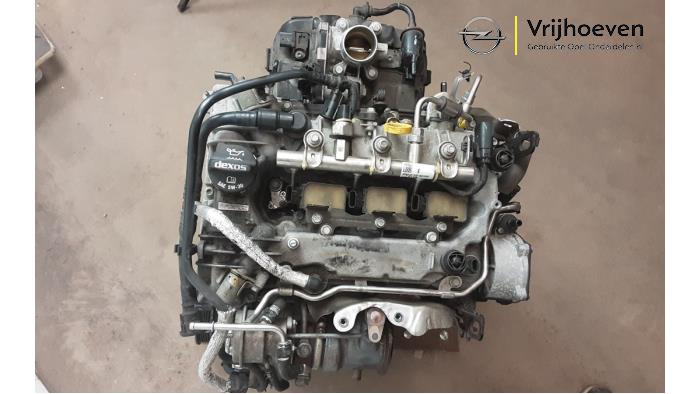 Silnik z Opel Corsa E 1.0 SIDI Turbo 12V 2014