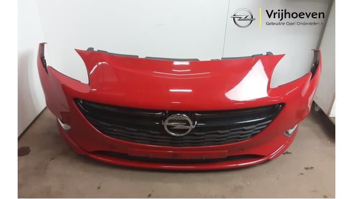 Pare-chocs avant d'un Opel Corsa E 1.0 SIDI Turbo 12V 2014