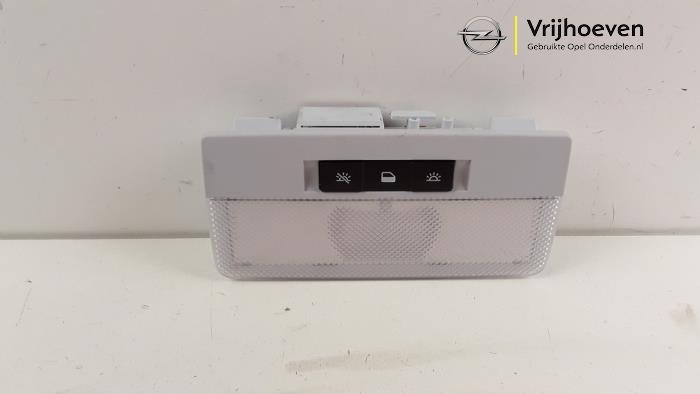 Begagnade Innerbelysning, fram Opel Crossland (X) 1.2 12V Euro 6 Pris € 25,00 Marginaltabell erbjuds av Autodemontage Vrijhoeven B.V.