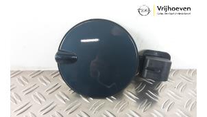 Used Tank cap cover Opel Tigra Twin Top 1.4 16V Price € 30,00 Margin scheme offered by Autodemontage Vrijhoeven B.V.