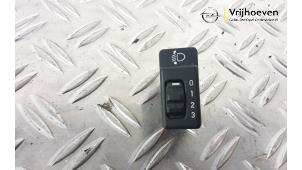 Used Height control switch Opel Corsa B (73/78/79) 1.0i 12V Price € 10,00 Margin scheme offered by Autodemontage Vrijhoeven B.V.