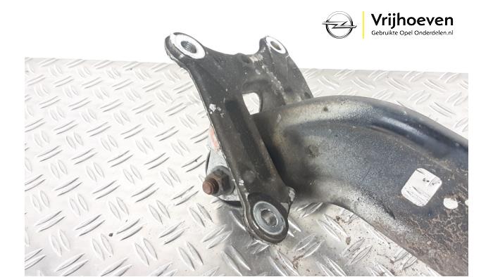 Bras de suspension arrière gauche d'un Opel Insignia Sports Tourer 1.5 Turbo 16V 165 2017