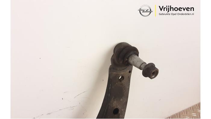 Front wishbone, left from a Opel Insignia Sports Tourer 1.5 Turbo 16V 165 2017