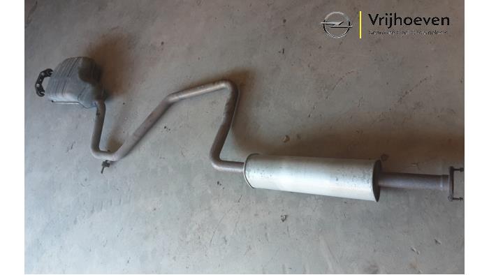 Exhaust central + rear silencer from a Opel Insignia Sports Tourer 1.5 Turbo 16V 165 2017