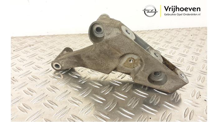 Used Engine mount Opel Insignia Sports Tourer 1.5 Turbo 16V 165 Price € 40,00 Margin scheme offered by Autodemontage Vrijhoeven B.V.