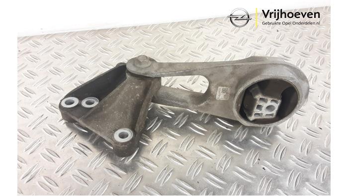 Used Engine mount Opel Insignia Sports Tourer 1.5 Turbo 16V 165 Price € 40,00 Margin scheme offered by Autodemontage Vrijhoeven B.V.