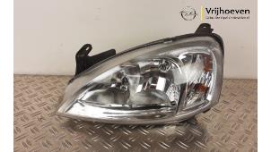 Used Headlight, left Opel Combo (Corsa C) 1.3 CDTI 16V Price € 50,00 Margin scheme offered by Autodemontage Vrijhoeven B.V.